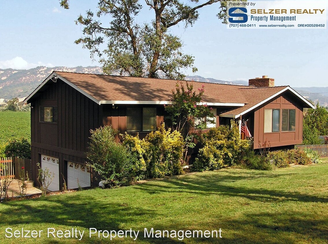 3 br, 2.5 bath House 8100 Old Wagon Rd. House Rental in Potter