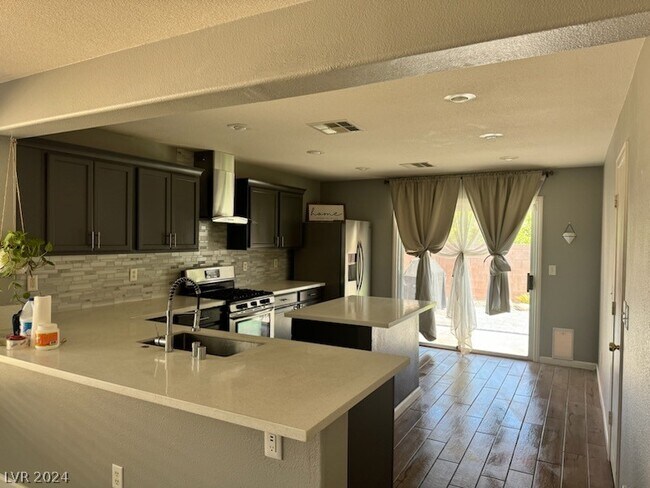 Foto del edificio - 10467 Cook Bluff Ave