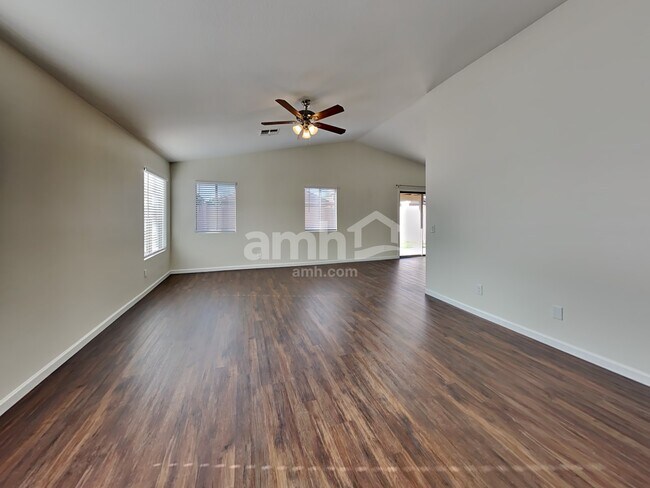 Building Photo - 11340 W Hutton Dr
