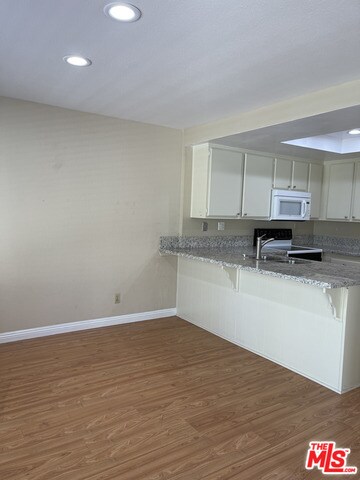 Building Photo - 1014 Creekside Dr