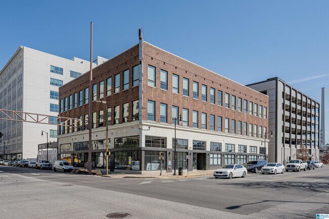 Foto del edificio - 1801 2nd Ave N