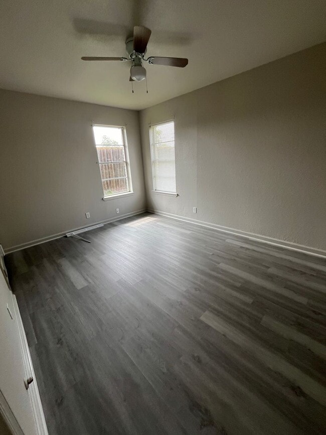 Building Photo - Home for Rent