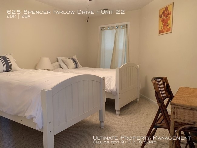 Foto del edificio - 625 Spencer-Farlow Dr
