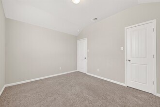 Building Photo - 18343 Stablewood Manor Trail