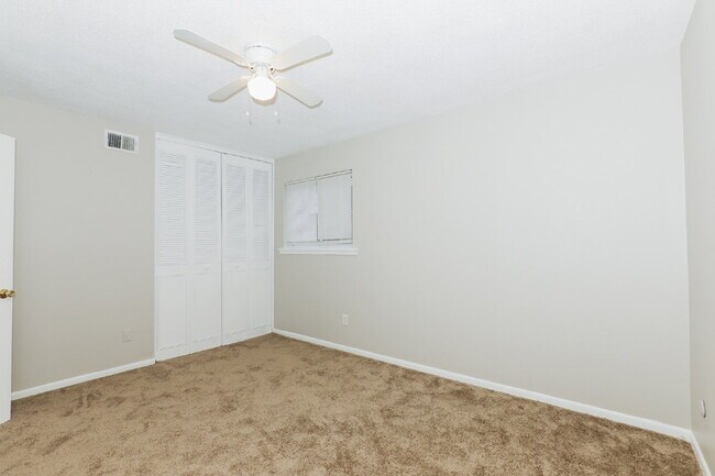 Foto del edificio - PRE-LEASING: Charming 2-Bed Sanctuary in College Park
