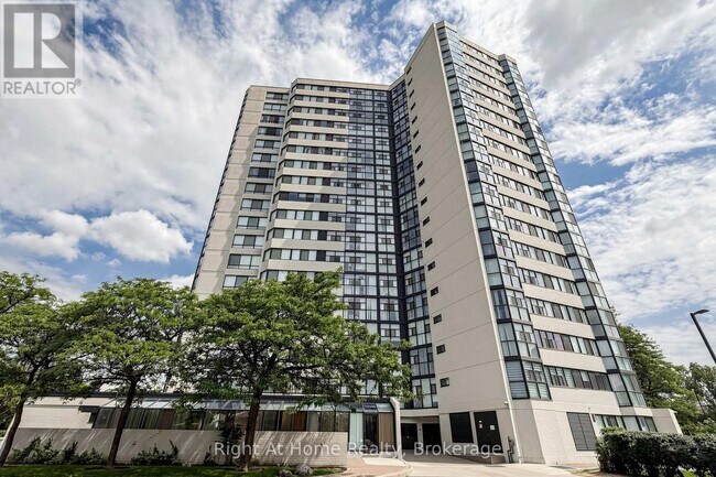 Building Photo - 1360 Rathburn Rd E