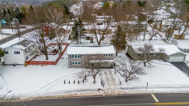 Foto del edificio - 4618 Brickyard Falls Rd