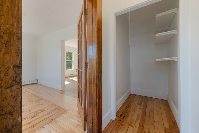 Building Photo - 51 Frederic St