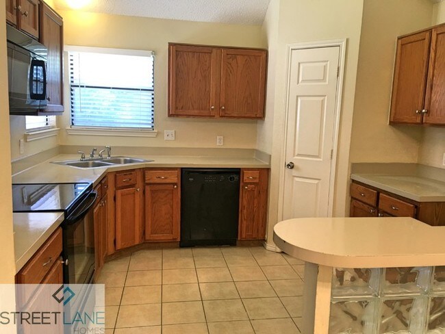 Foto del edificio - 312 Ironbark Drive, Arlington, TX 76018