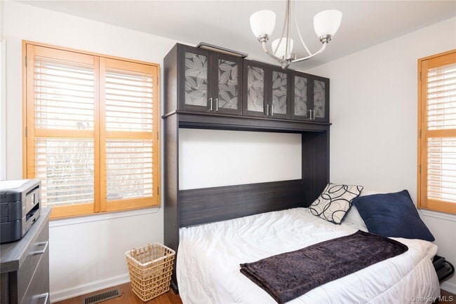 Building Photo - 7 Washington Ave