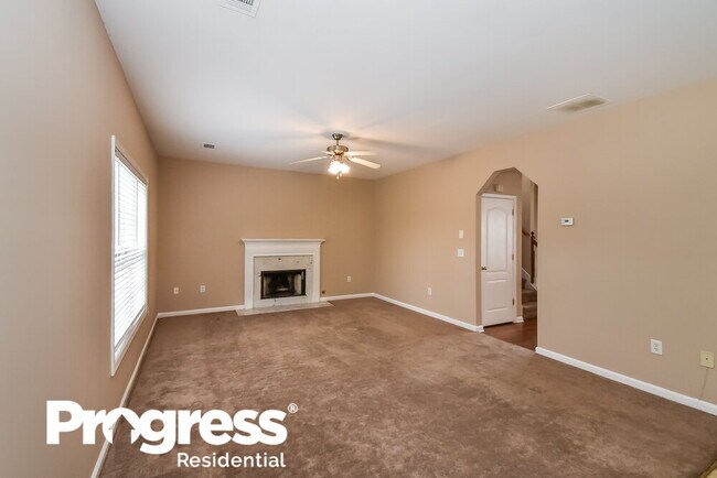 Building Photo - 6140 Queensdale Dr