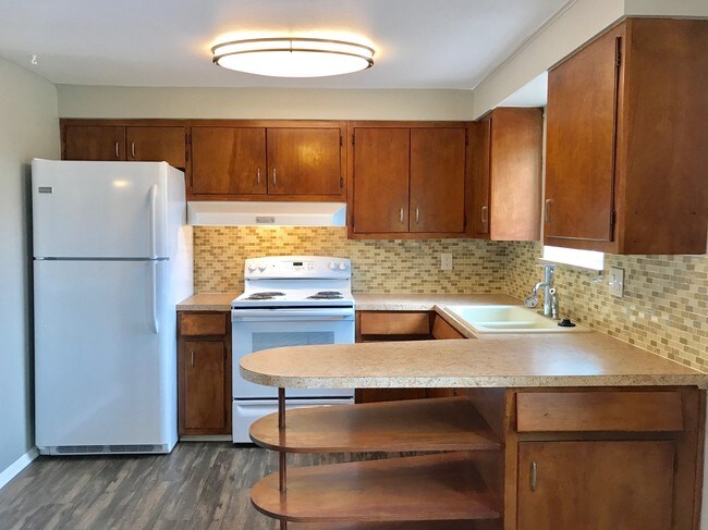 Foto del edificio - Cottonwood Apartments