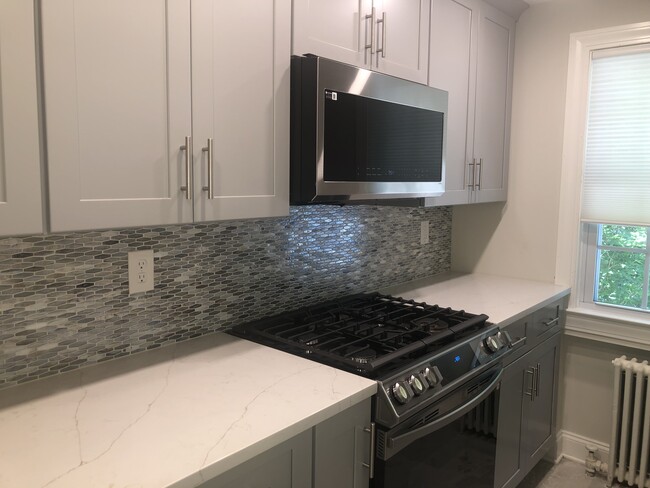 Foto del edificio - 70-72 Prospect Ave