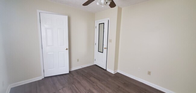Building Photo - 204 Bahia Ln ~ Villa of Summerfield