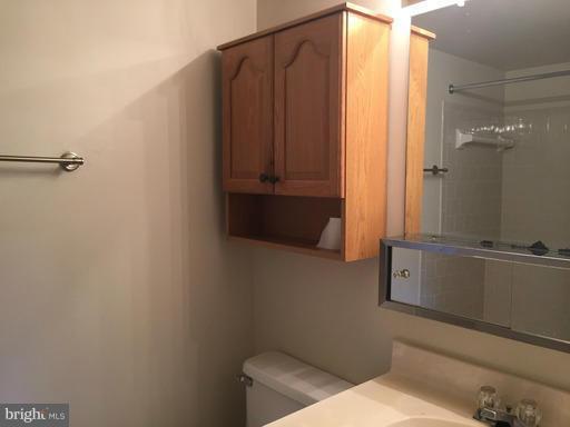 Building Photo - 18237 Leman Lake Dr