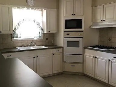 Foto del edificio - 819 Southfield Rd