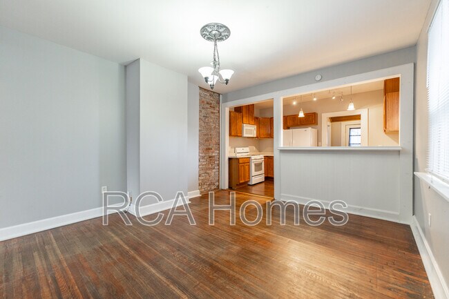 Foto del edificio - 2437 N Pennsylvania St