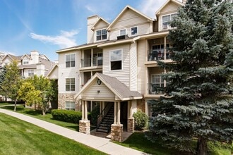 Building Photo - 900 Bitner Rd