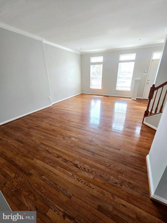 Foto del edificio - 9302 Indian Trail Way