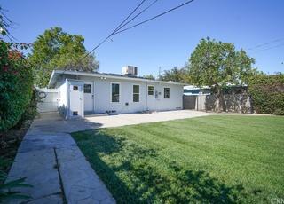 Foto del edificio - 3 bedroom in Reseda CA 91335