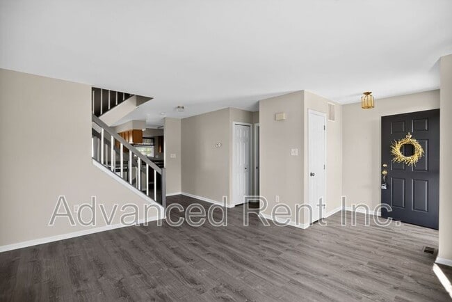 Photo - 339 Overlea Pl Townhome