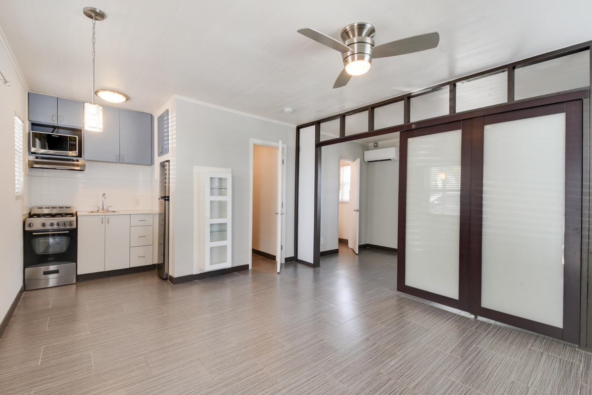 Primary Photo - 3021 N Ocean Dr