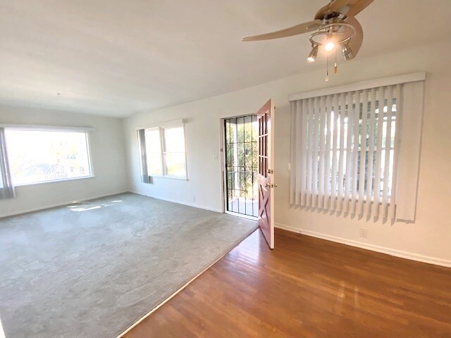 Foto del edificio - 14916 1/2 Bassett St.