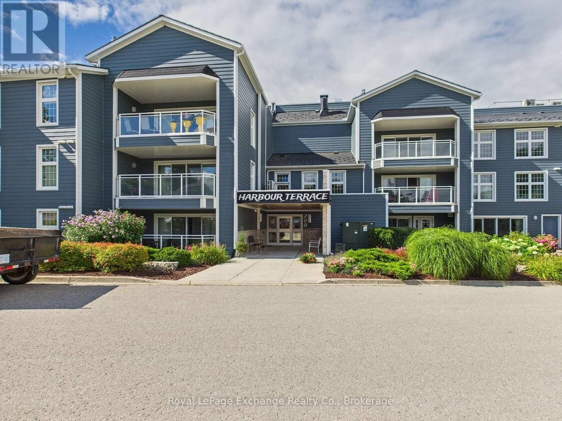 Photo principale - 200 Harbour St