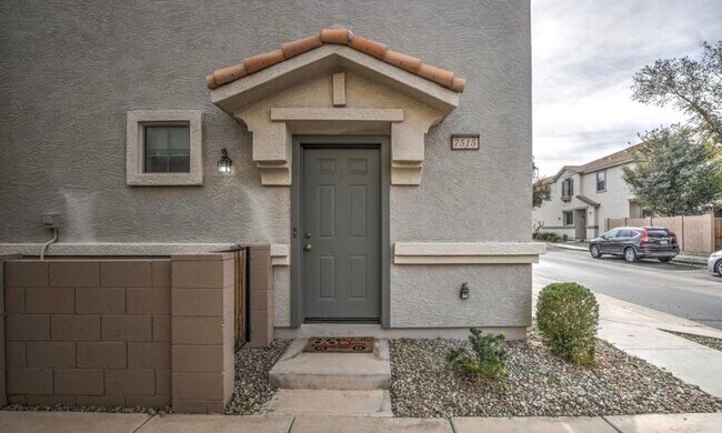 Foto del edificio - 7515 S 30th Pl