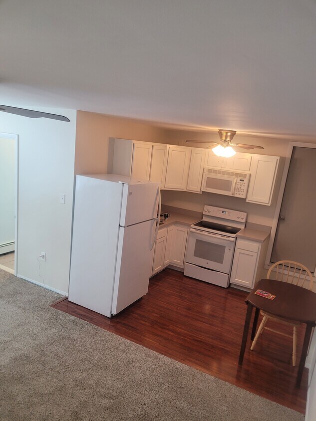 Foto principal - 451 Jefferson Ave