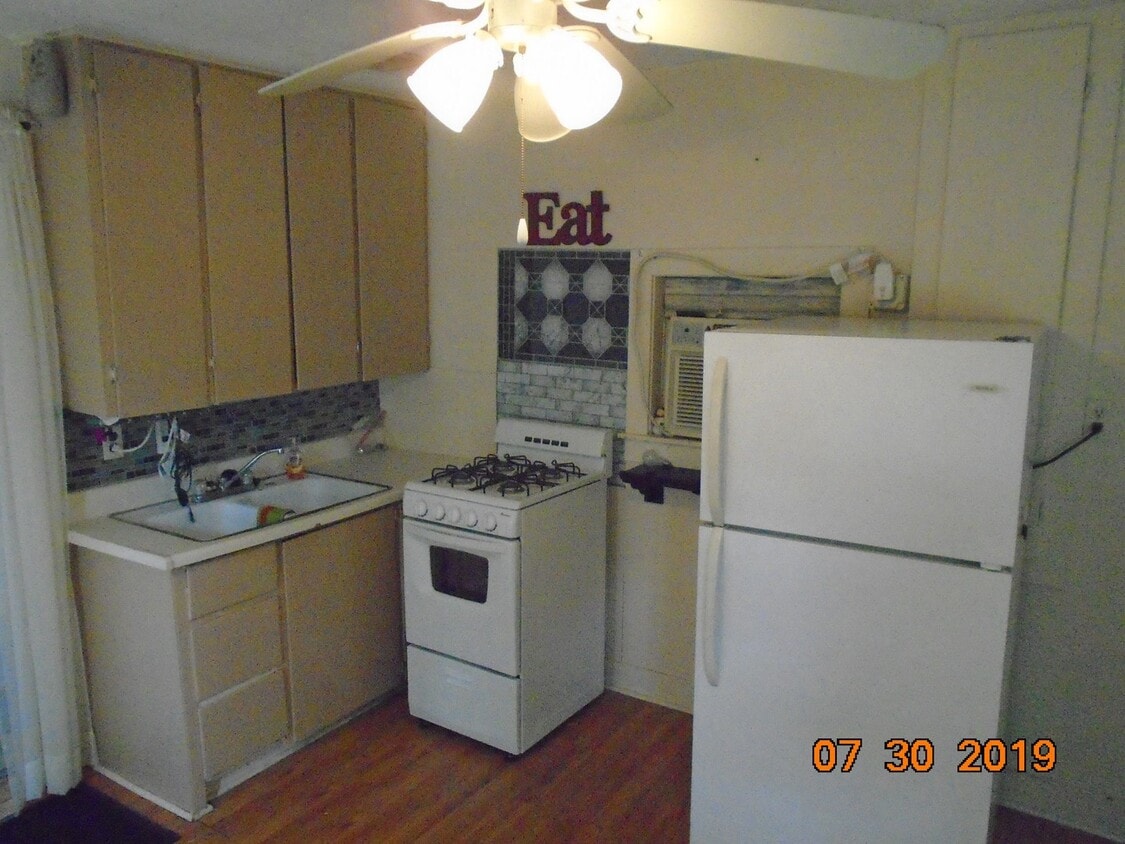 Building Photo - EFFICIENT LIVING