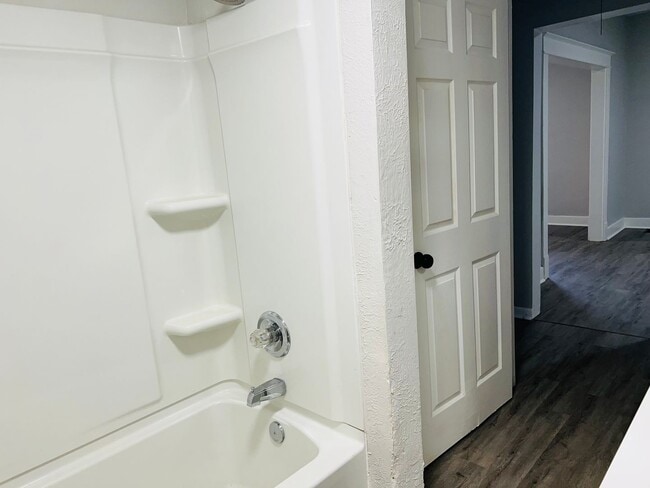 Foto del edificio - Gorgeous Renovated 3 Bedroom House!