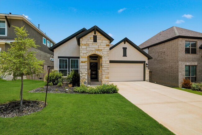 Building Photo - Elegant Living with Space to Spare | 4 Bed • 3.5 Bath