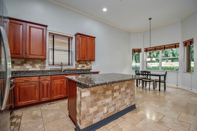 Building Photo - 10265 Isle Wynd Ct
