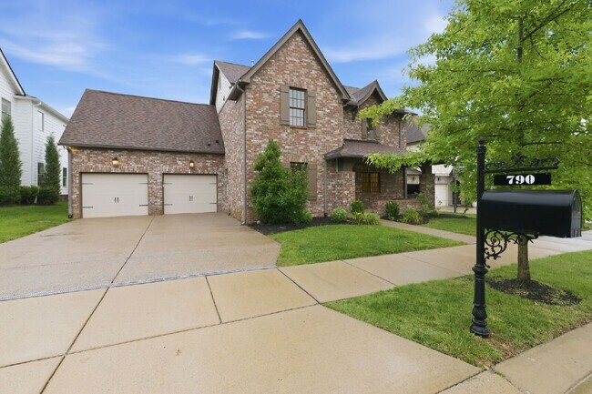 Foto del edificio - 790 Fontwell Ln