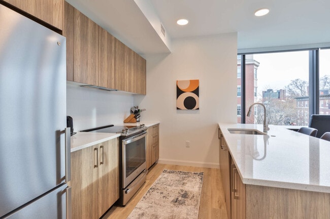 Building Photo - 60 Kilmarnock St