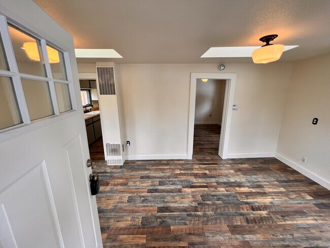 Foto del edificio - 1631 Hays Ave NW