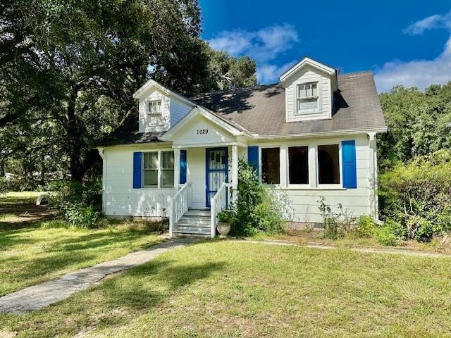 Primary Photo - 1029 Oakland Dr