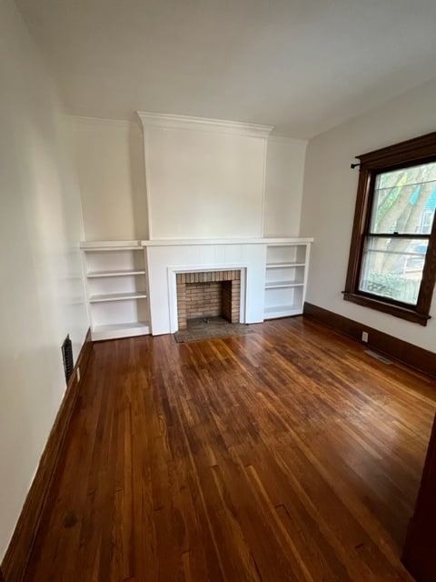 Reading Room/Family Room - 373 Bryant St