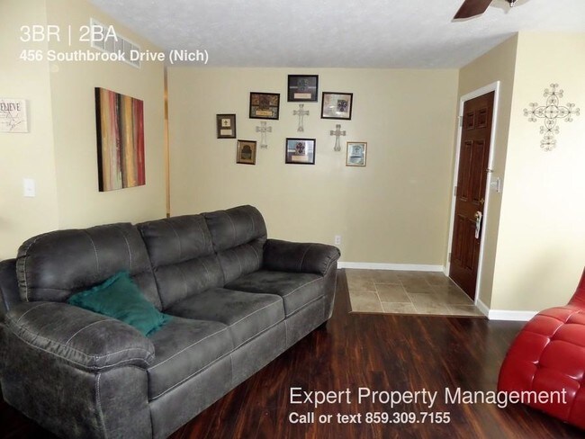 Building Photo - 3 bedroom in Nicholasville KY 40356