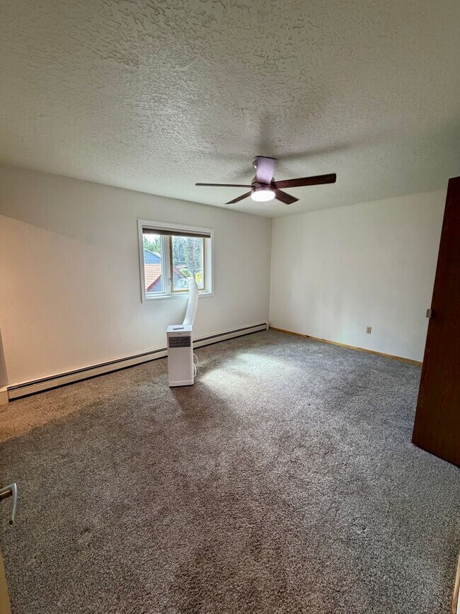 Foto del edificio - 3BR/2.5BA Home – 2-Car Garage - More photos coming soon!!