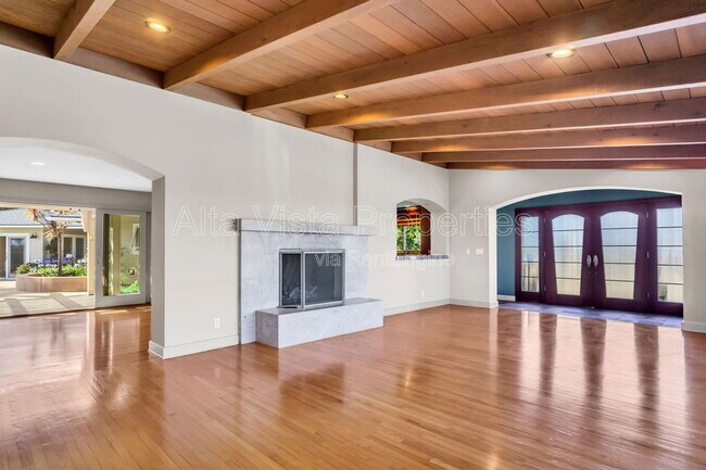 Foto del edificio - 5940 La Jolla Mesa Dr