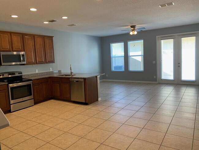 Building Photo - 7460 Ripplepointe Way