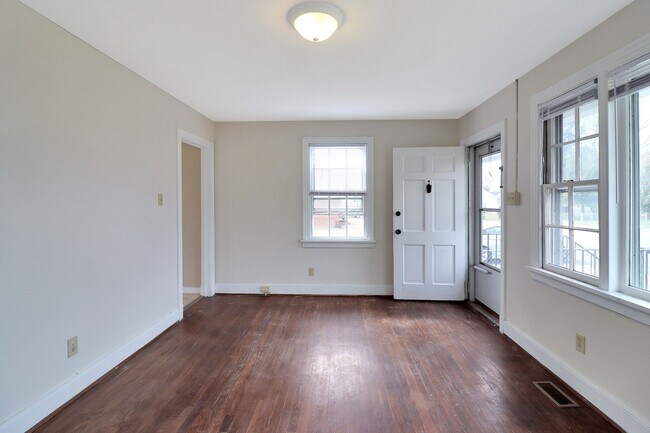 Foto del edificio - Cozy 2 Bed, 1 Bath Home in East Highland P...