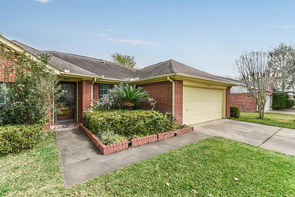 Foto principal - 22314 Rangeview Dr