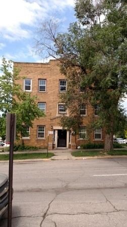 Building Photo - Tenth St Studios