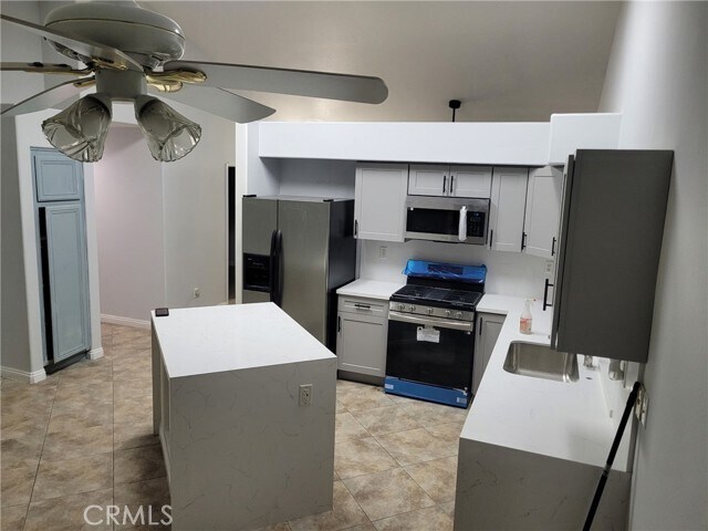 Foto del edificio - 18885 Oakview Way