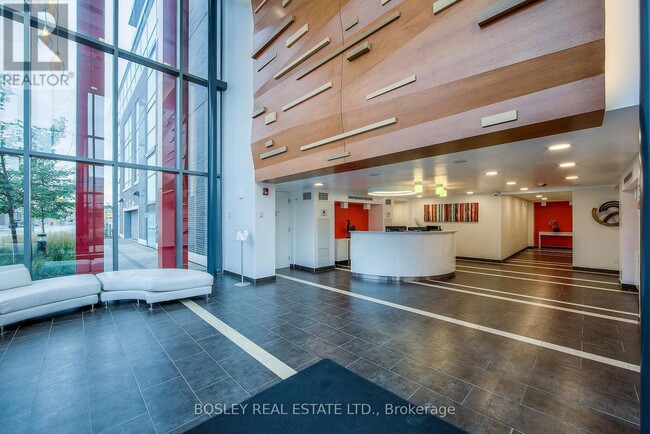 Building Photo - 15-615 James Finlay Way