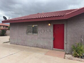 Building Photo - 1425 N 85th Pl