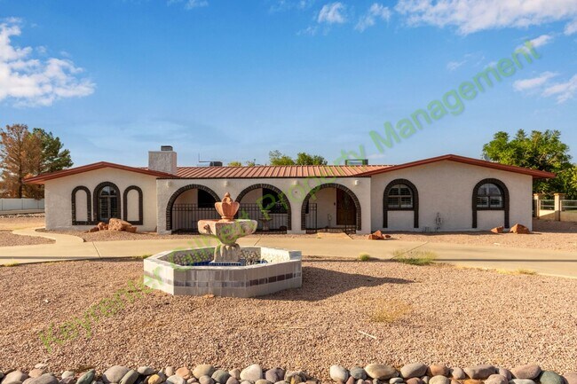 Foto del edificio - Beautiful Gilbert Home with Shared Pool — ...